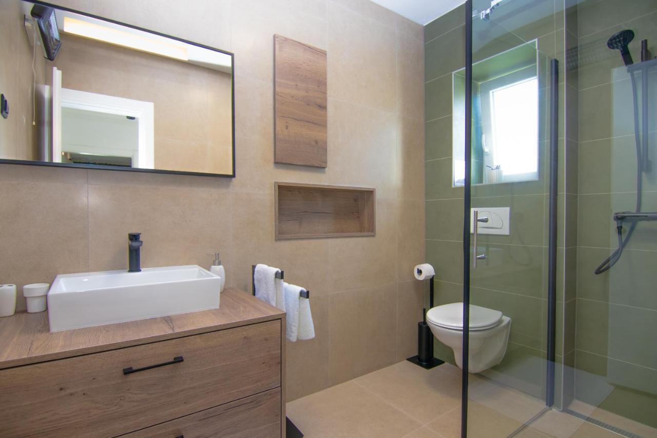 Apartmani Melita มาลินสกา ภายนอก รูปภาพ